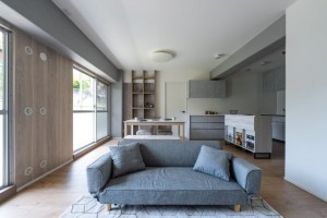 大津市湖城が丘、マンションの画像です