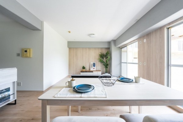 大津市湖城が丘、マンションの画像です