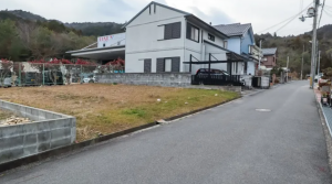 湖南市岩根、土地の画像です