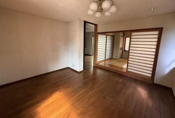 甲賀市水口町、中古一戸建ての画像です