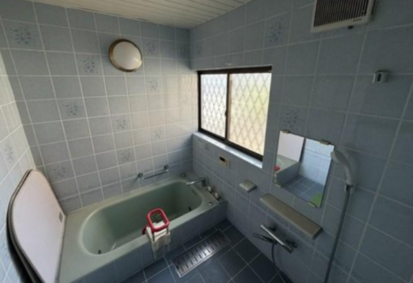 甲賀市水口町、中古一戸建ての画像です