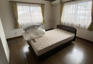 湖南市岩根、中古一戸建ての画像です