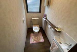 湖南市岩根、中古一戸建ての画像です