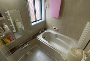 湖南市岩根、中古一戸建ての画像です