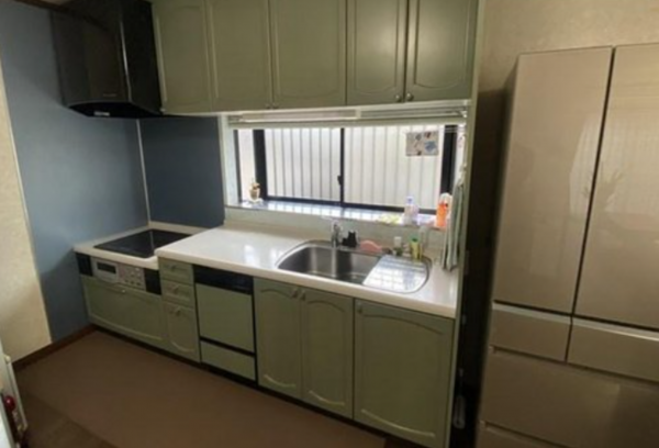 湖南市岩根、中古一戸建ての画像です