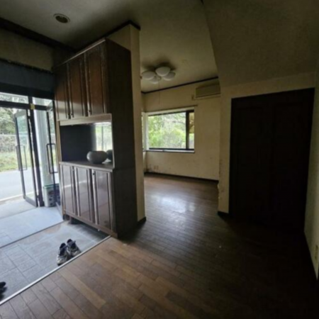 湖南市石部南、中古一戸建ての画像です