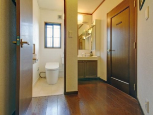 湖南市岡出、中古一戸建ての画像です