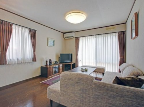 湖南市岡出、中古一戸建ての画像です