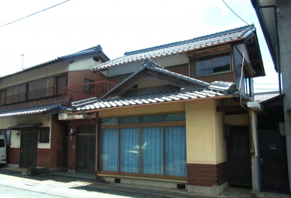 甲賀市水口町、中古一戸建ての画像です