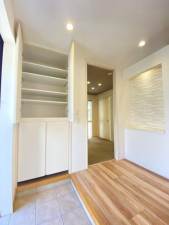 湖南市日枝山手台、中古一戸建ての画像です