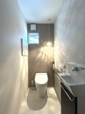 湖南市日枝山手台、中古一戸建ての画像です