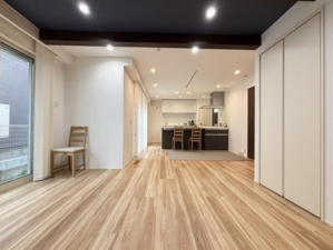 湖南市日枝山手台、中古一戸建ての画像です