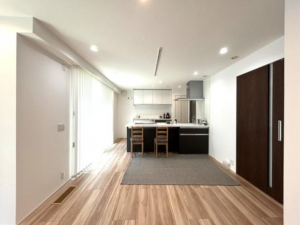 湖南市日枝山手台、中古一戸建ての画像です