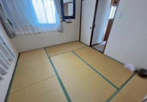 湖南市岩根、中古一戸建ての画像です