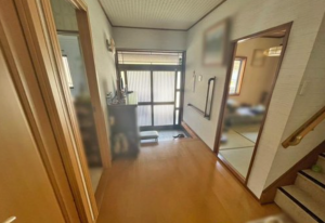 湖南市岩根、中古一戸建ての画像です