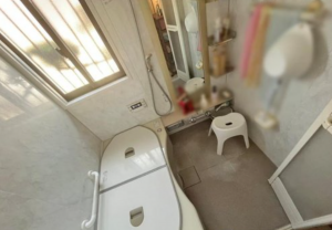 湖南市岩根、中古一戸建ての画像です