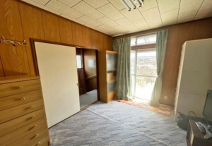 湖南市岩根、中古一戸建ての画像です