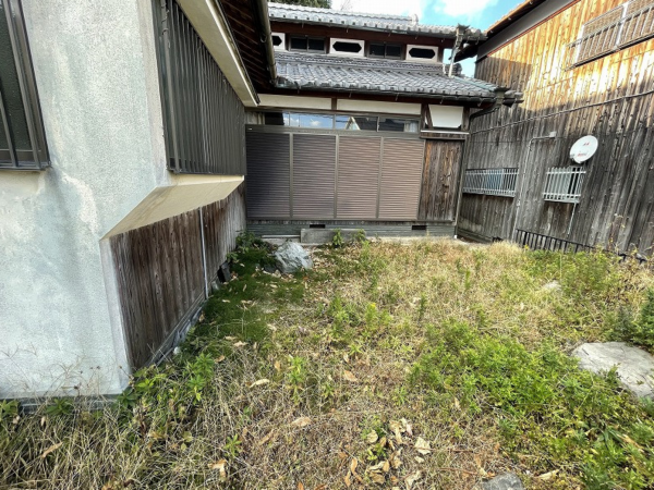 甲賀市甲南町、中古一戸建ての画像です