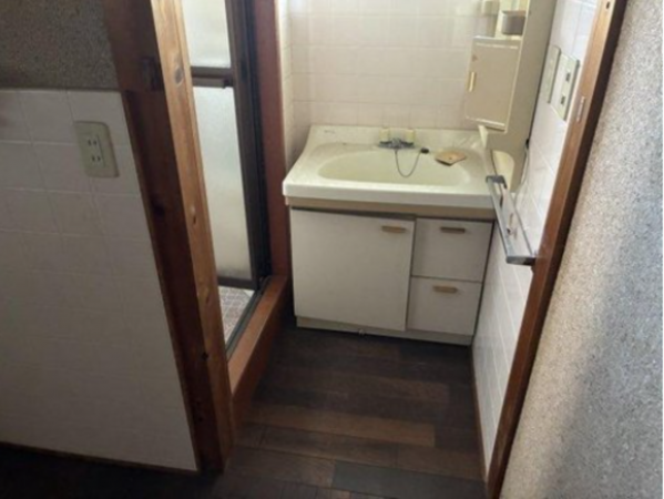 大津市南志賀、中古一戸建ての画像です