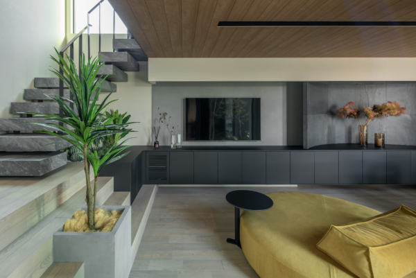 大津市雄琴、土地の画像です