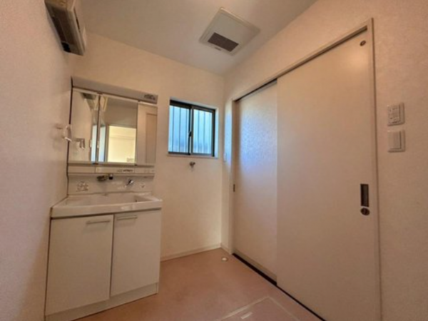 大津市下阪本、中古一戸建ての画像です