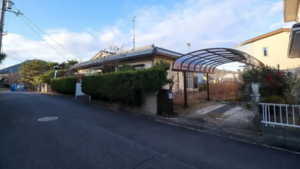 湖南市菩提寺西、中古一戸建ての画像です