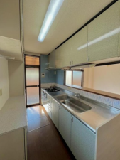 草津市草津、中古一戸建ての画像です