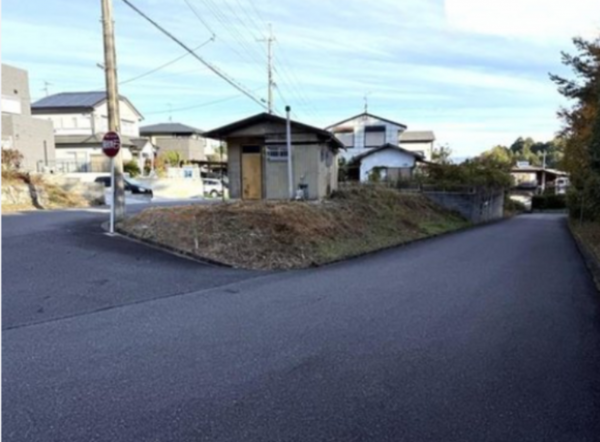 湖南市平松、土地の画像です