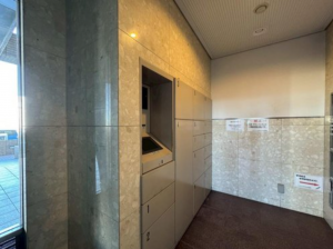 大津市本宮、マンションの画像です