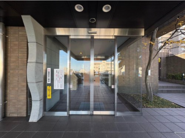 大津市本宮、マンションの画像です