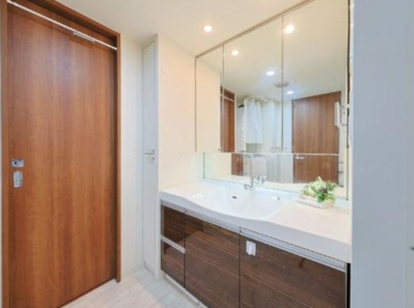 草津市南草津、マンションの画像です