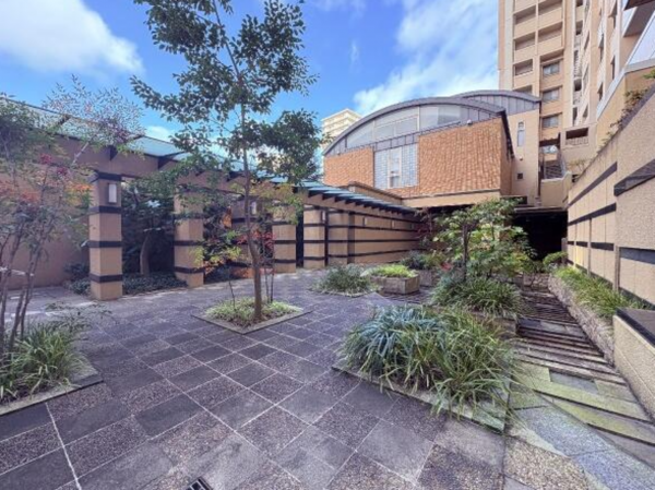 大津市鳥居川町、マンションの画像です