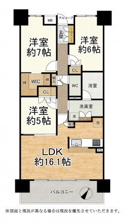 草津市野路、マンションの間取り画像です
