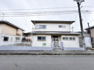 湖南市岩根、中古一戸建ての画像です