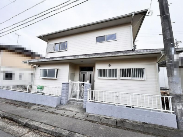 湖南市岩根、中古一戸建ての画像です