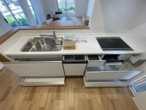 湖南市石部南、新築一戸建ての画像です