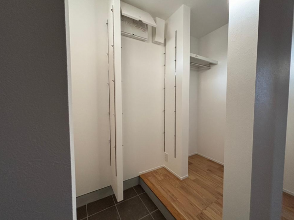 湖南市石部南、新築一戸建ての画像です