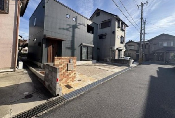 草津市木川町、中古一戸建ての画像です