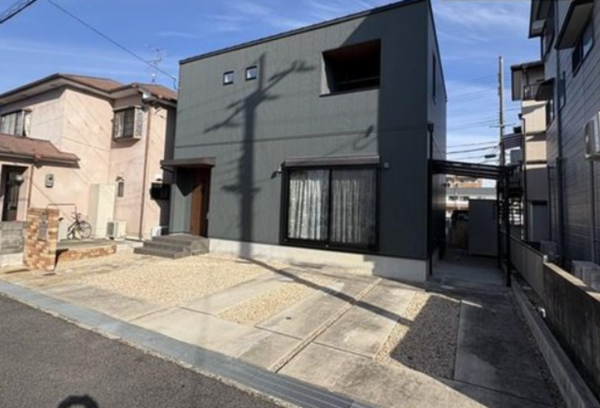 草津市木川町、中古一戸建ての画像です