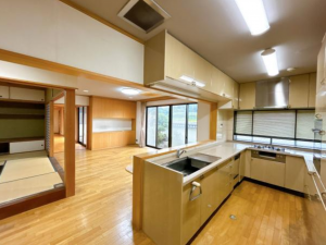 甲賀市土山町、中古一戸建ての画像です