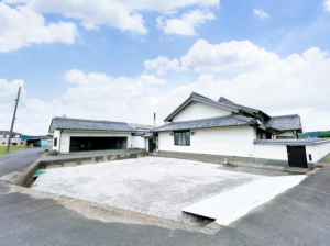 甲賀市土山町、中古一戸建ての画像です