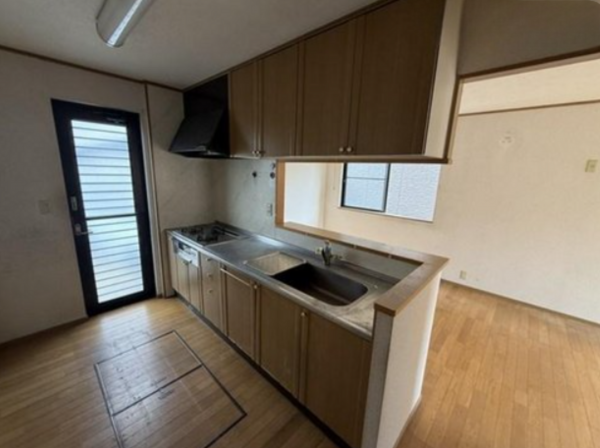 甲賀市水口町、中古一戸建ての画像です