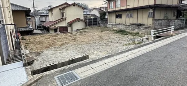 大津市湖城が丘、土地の画像です