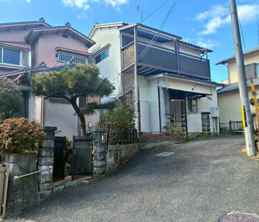 大津市光が丘町、中古一戸建ての画像です