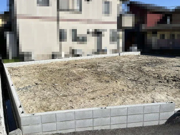 湖南市岩根、土地の画像です