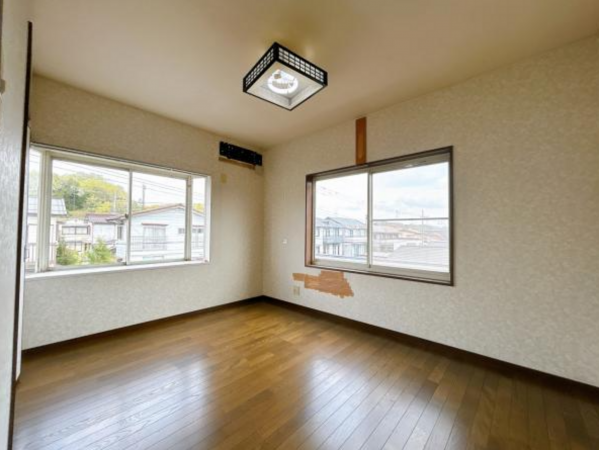 甲賀市甲南町、中古一戸建ての画像です