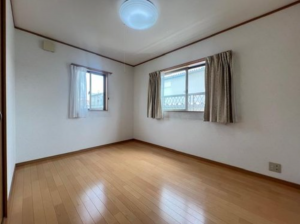 草津市野村、中古一戸建ての画像です