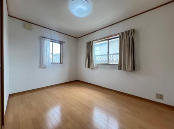 草津市野村、中古一戸建ての画像です