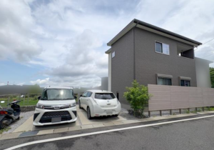 大津市国分、中古一戸建ての外観画像です