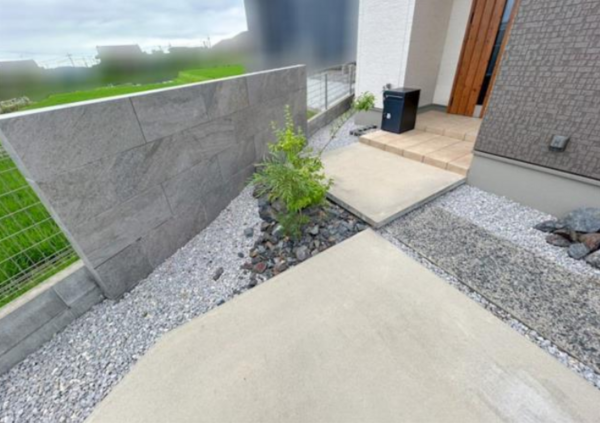 大津市国分、中古一戸建ての外観画像です